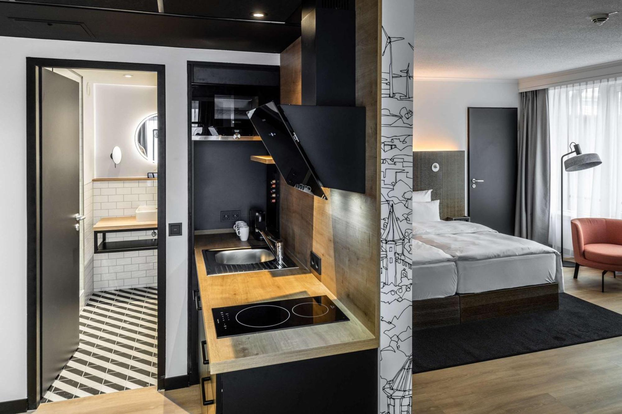 Pentahotel רוסטוק מראה חיצוני תמונה
