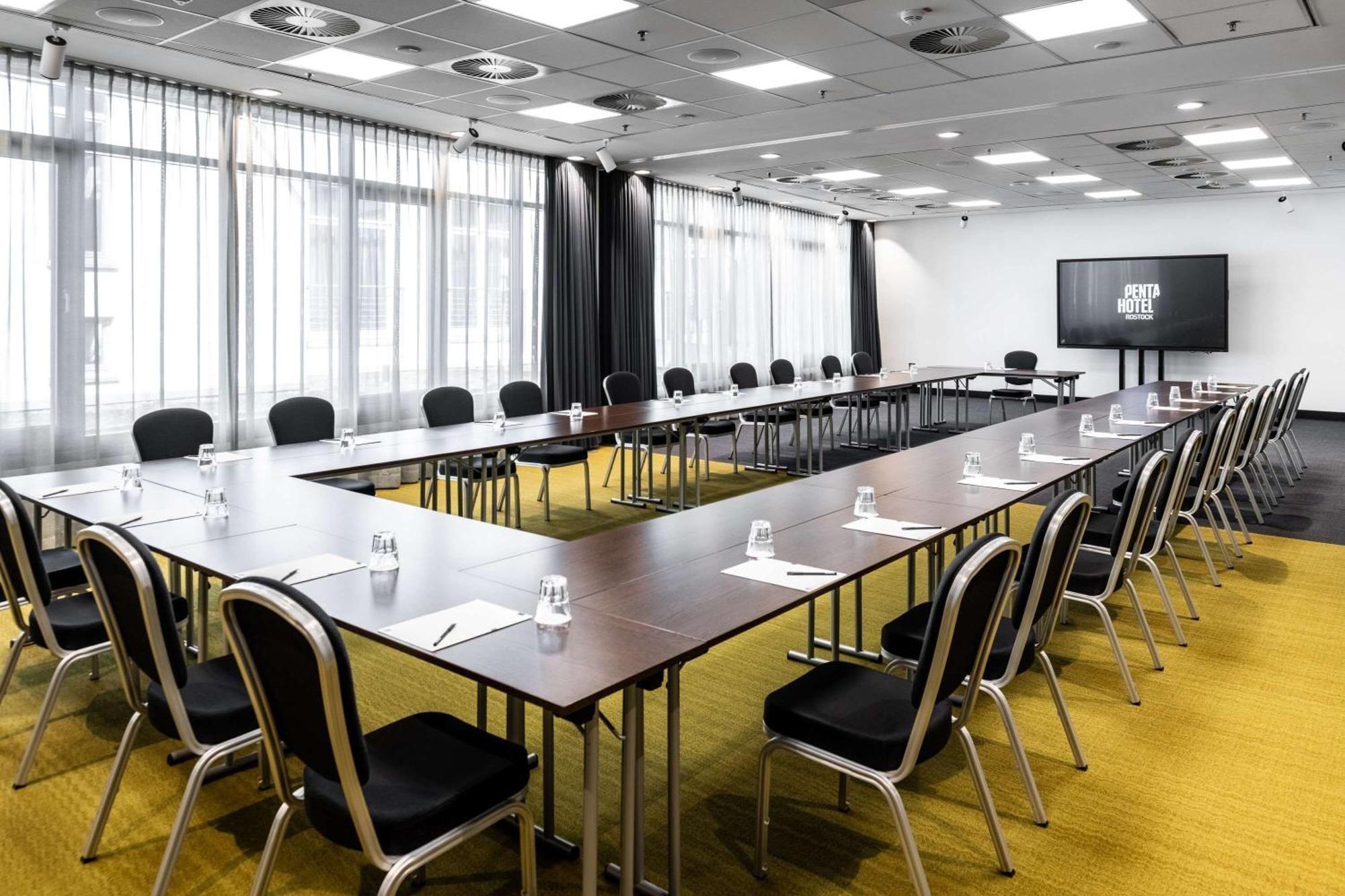 Pentahotel רוסטוק מראה חיצוני תמונה