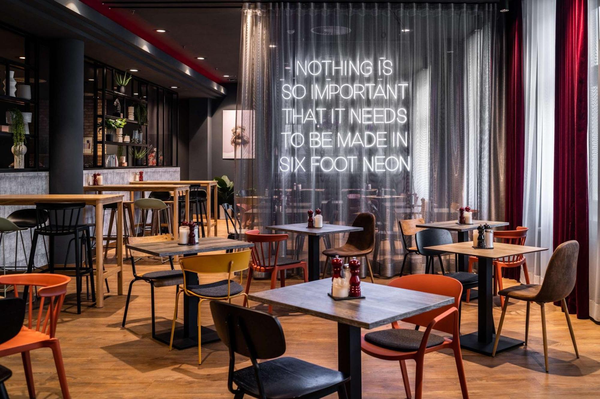 Pentahotel רוסטוק מראה חיצוני תמונה