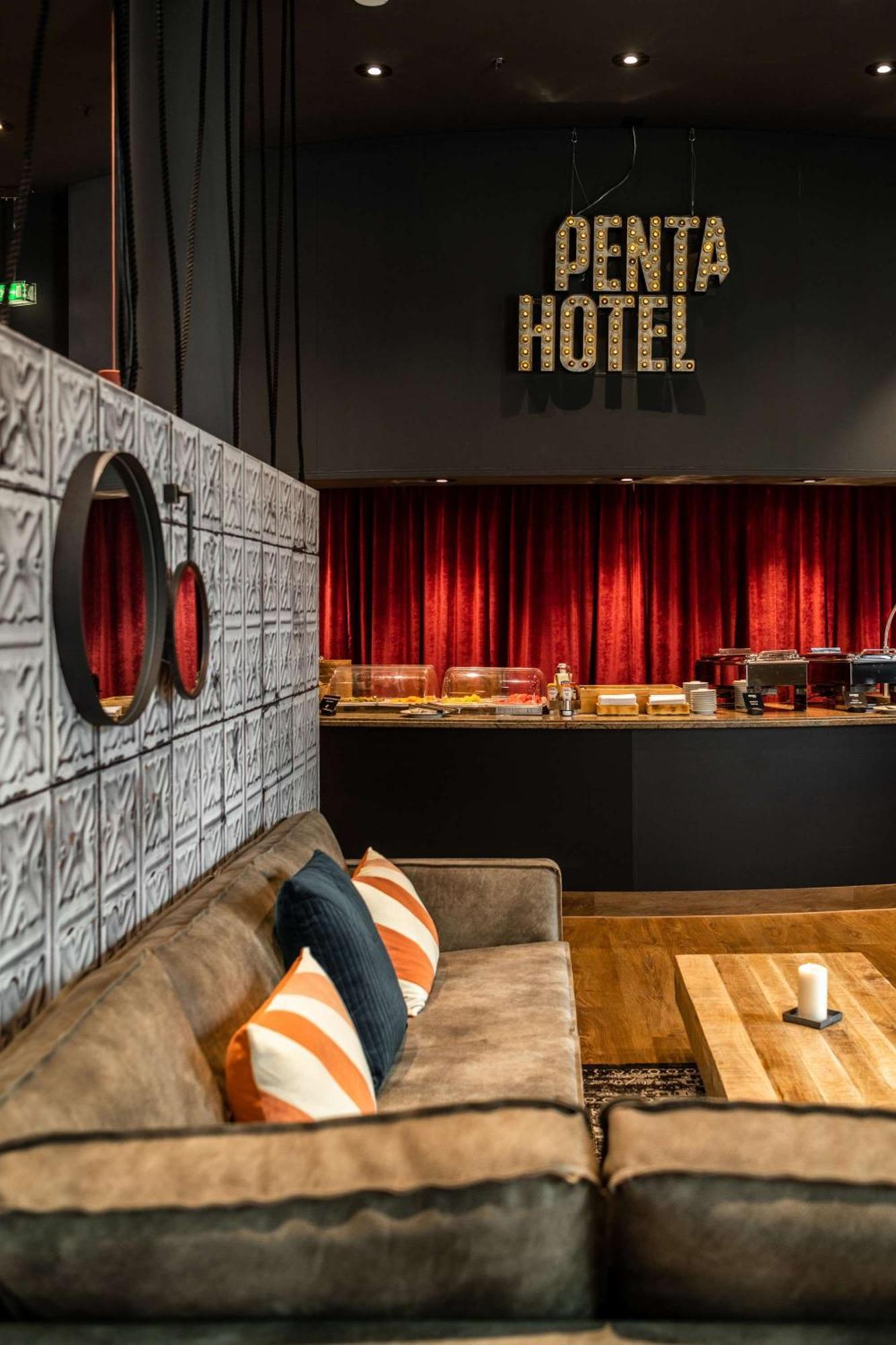 Pentahotel רוסטוק מראה חיצוני תמונה